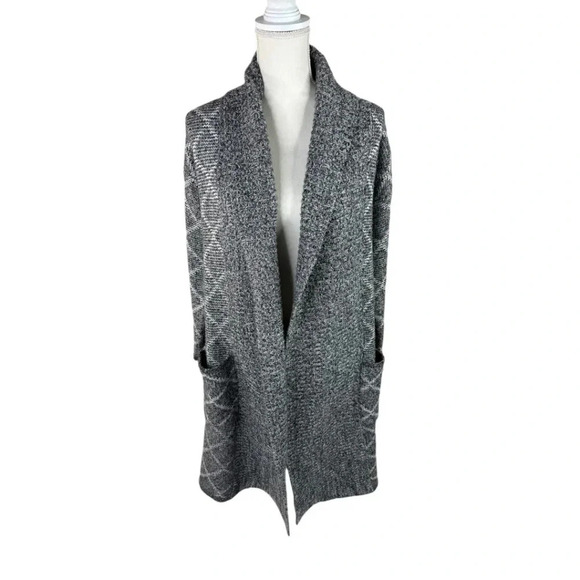 Harlowe & Graham Cardigan Sweater - Picture 2 of 9